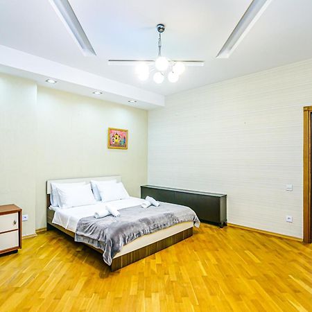 Nizami Apartment By Baku Housing Экстерьер фото