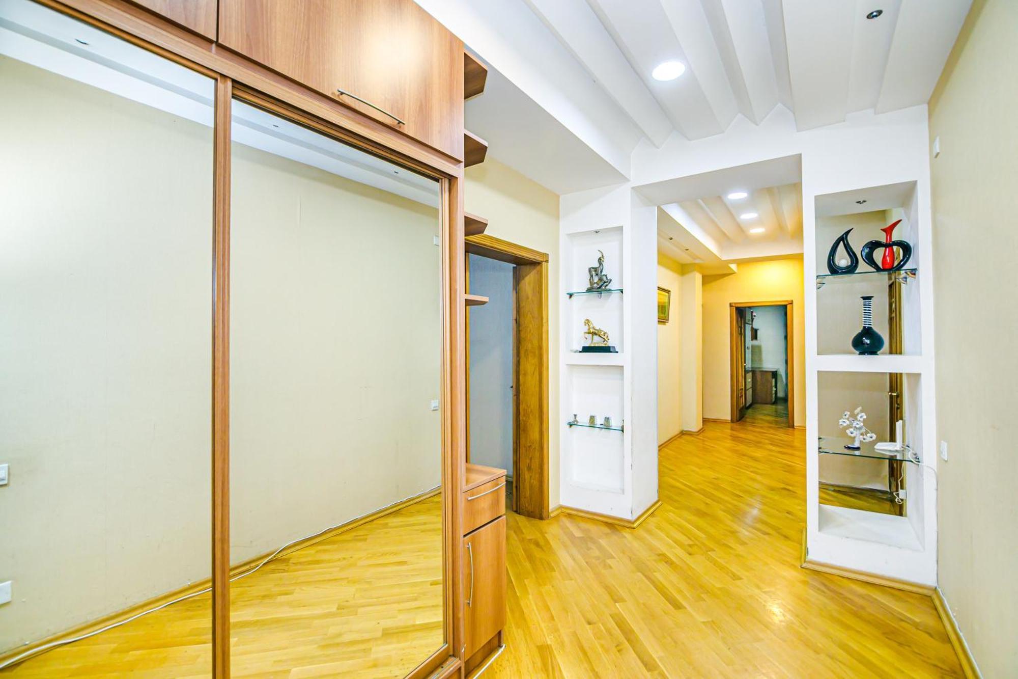 Nizami Apartment By Baku Housing Экстерьер фото
