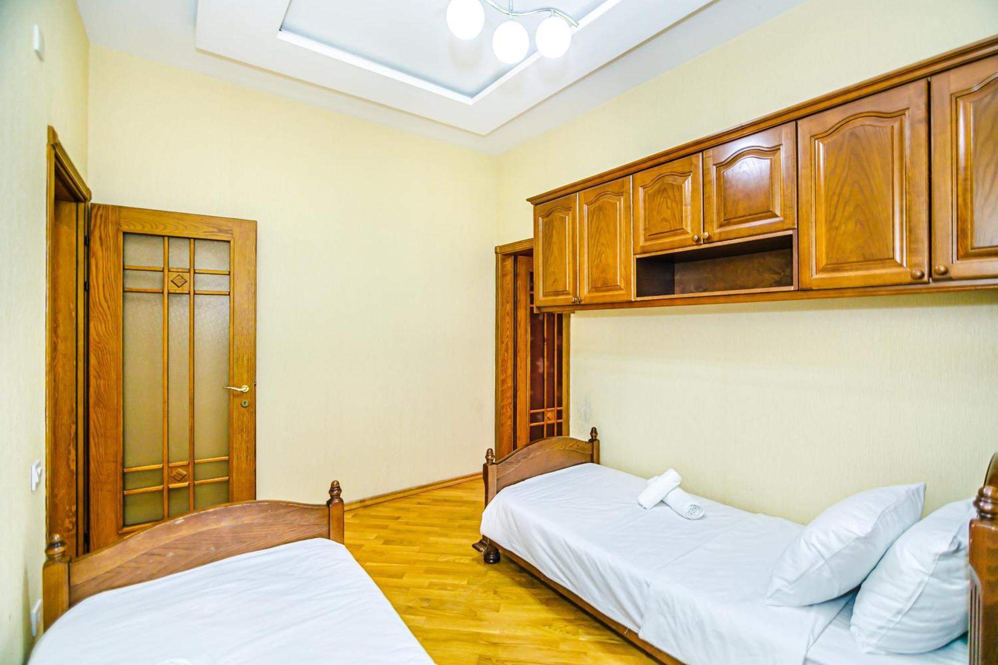 Nizami Apartment By Baku Housing Экстерьер фото